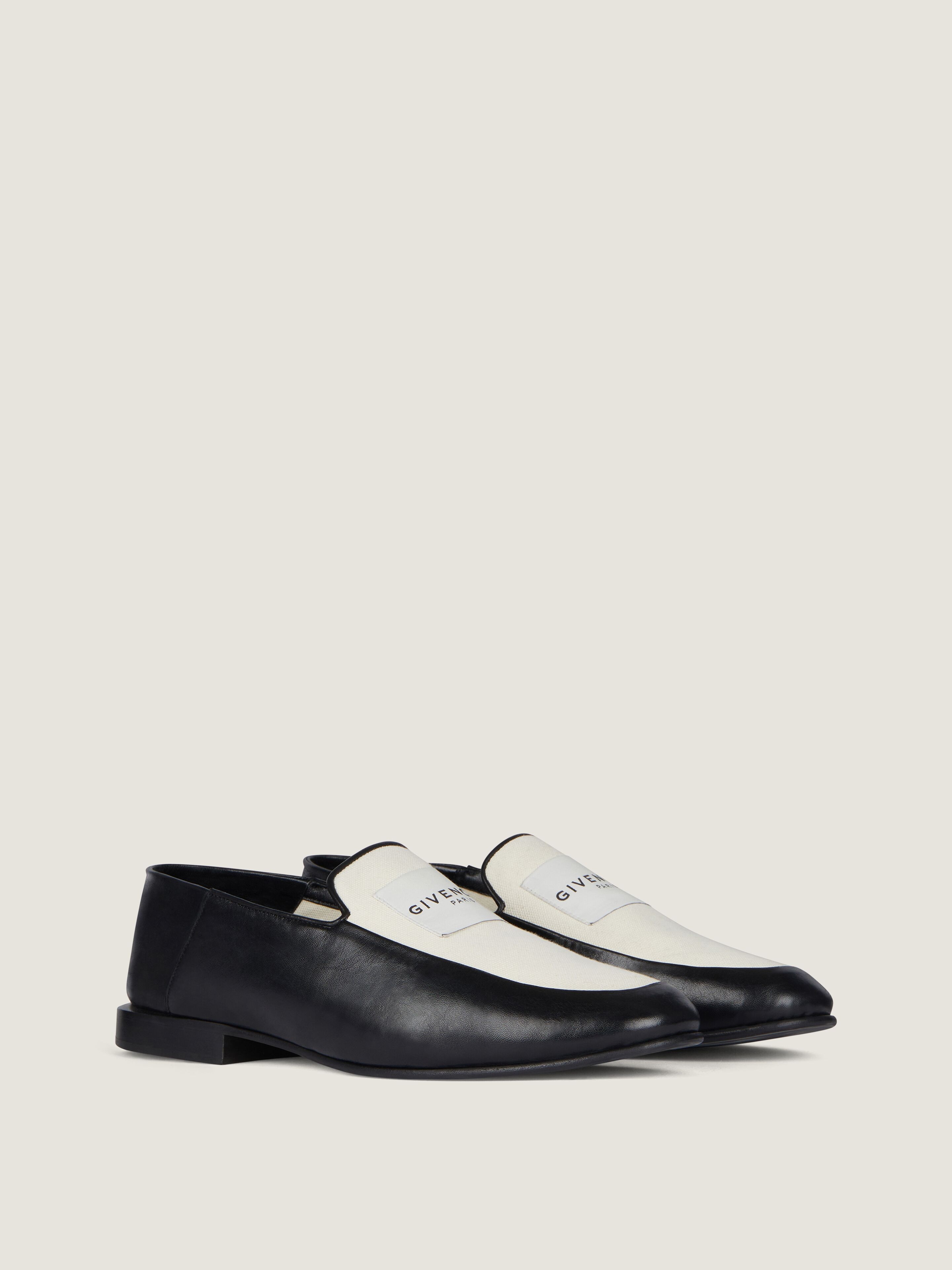 Label loafers in shiny leather and canvas